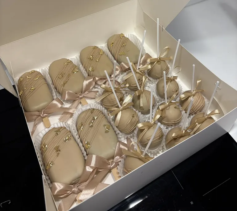 Box magnum + pop cake (+20 pièces)