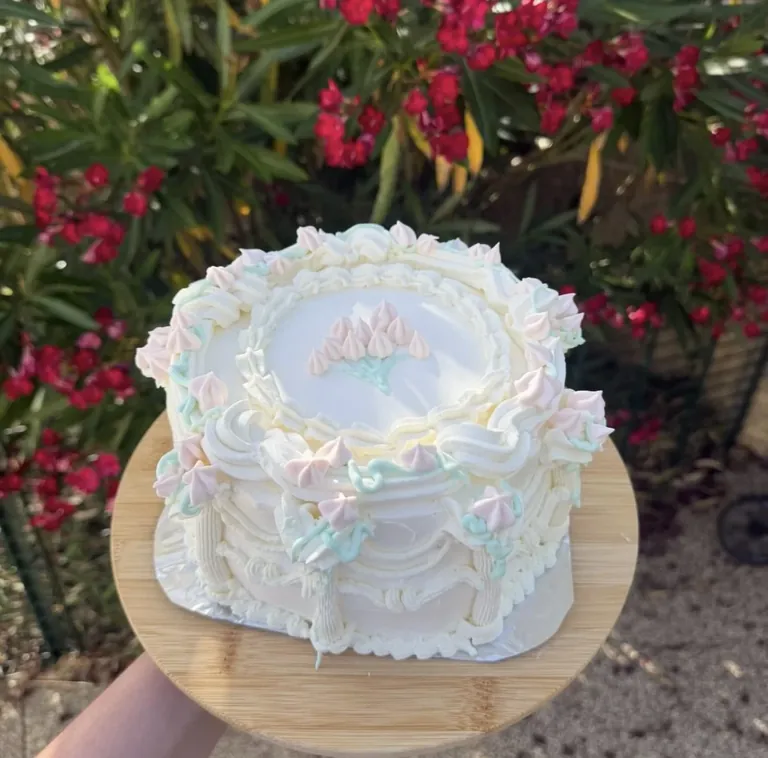 Layer cake design