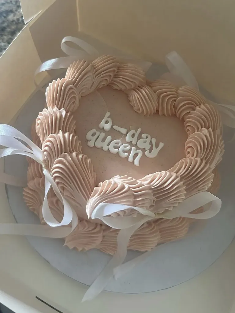 Heart cake